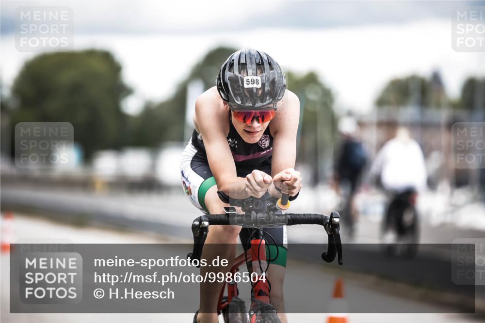 16.08.2026 - KN Förde Triathlon 2026 H.Heesch http://msf.ph/oto/9986504 16.08.2026 13:11:00 Radfahren 503, 506, 532, 538, 547, 597, 598, 707, 731, 736 meine-sportfotos.de