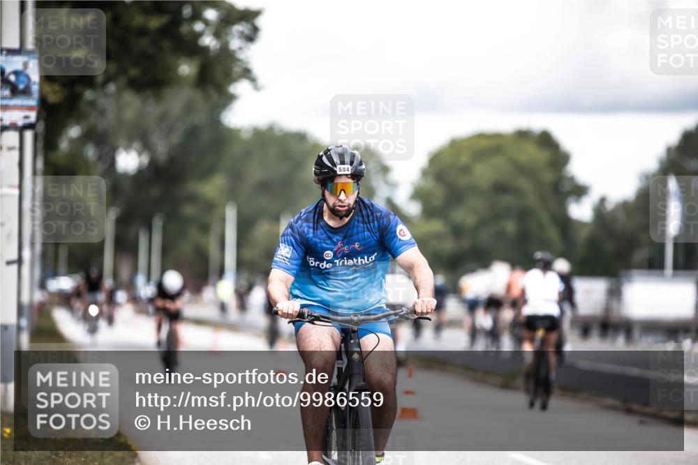 16.08.2026 - KN Förde Triathlon 2026 H.Heesch http://msf.ph/oto/9986559 16.08.2026 13:11:12 Radfahren 577, 584, 706 meine-sportfotos.de