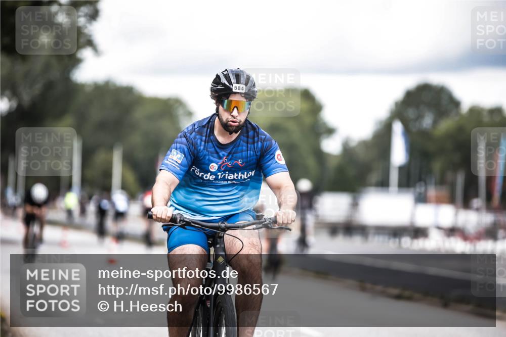 16.08.2026 - KN Förde Triathlon 2026 H.Heesch http://msf.ph/oto/9986567 16.08.2026 13:11:12 Radfahren 577, 584, 706 meine-sportfotos.de