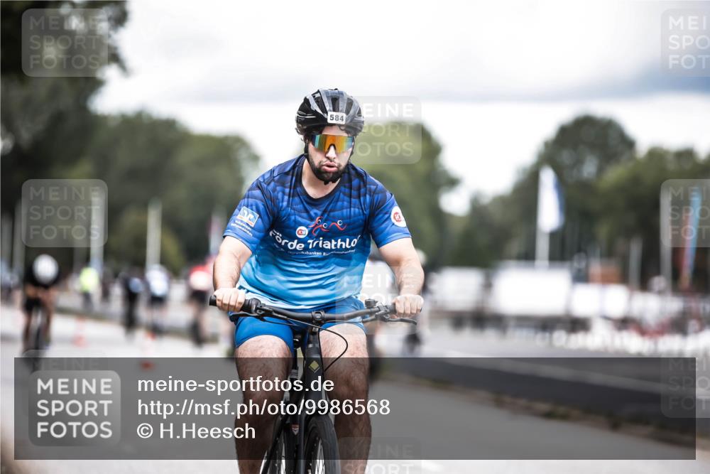 16.08.2026 - KN Förde Triathlon 2026 H.Heesch http://msf.ph/oto/9986568 16.08.2026 13:11:12 Radfahren 577, 584, 706 meine-sportfotos.de