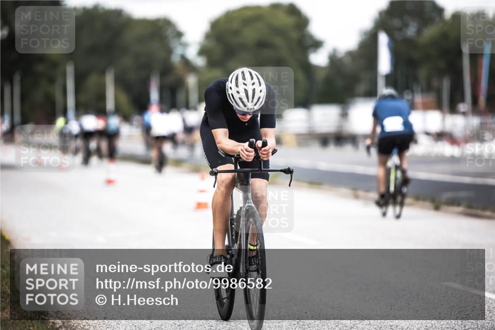 16.08.2026 - KN Förde Triathlon 2026 H.Heesch http://msf.ph/oto/9986582 16.08.2026 13:11:15 Radfahren 577, 584, 706 meine-sportfotos.de