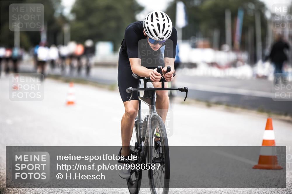 16.08.2026 - KN Förde Triathlon 2026 H.Heesch http://msf.ph/oto/9986587 16.08.2026 13:11:15 Radfahren 577, 584, 706 meine-sportfotos.de
