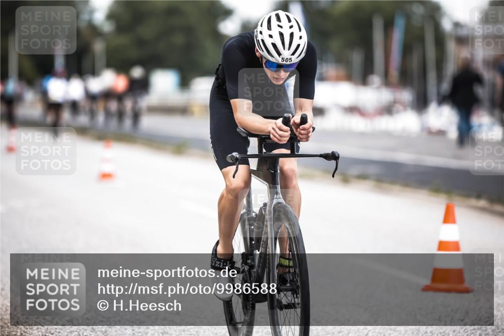 16.08.2026 - KN Förde Triathlon 2026 H.Heesch http://msf.ph/oto/9986588 16.08.2026 13:11:15 Radfahren 577, 584, 706 meine-sportfotos.de