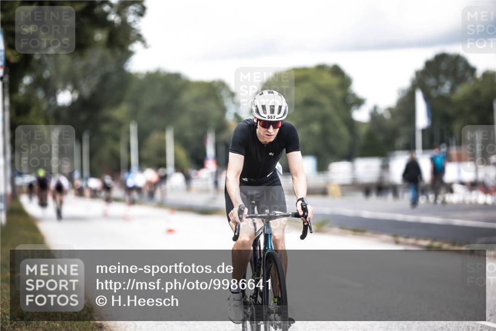 16.08.2026 - KN Förde Triathlon 2026 H.Heesch http://msf.ph/oto/9986641 16.08.2026 13:11:29 Radfahren 508, 557, 576, 604, 608, 703 meine-sportfotos.de