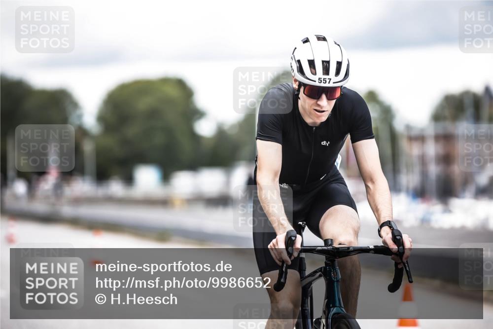 16.08.2026 - KN Förde Triathlon 2026 H.Heesch http://msf.ph/oto/9986652 16.08.2026 13:11:29 Radfahren 508, 557, 576, 604, 608, 703 meine-sportfotos.de