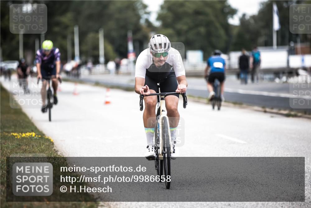 16.08.2026 - KN Förde Triathlon 2026 H.Heesch http://msf.ph/oto/9986658 16.08.2026 13:11:35 Radfahren 508, 558, 559 meine-sportfotos.de