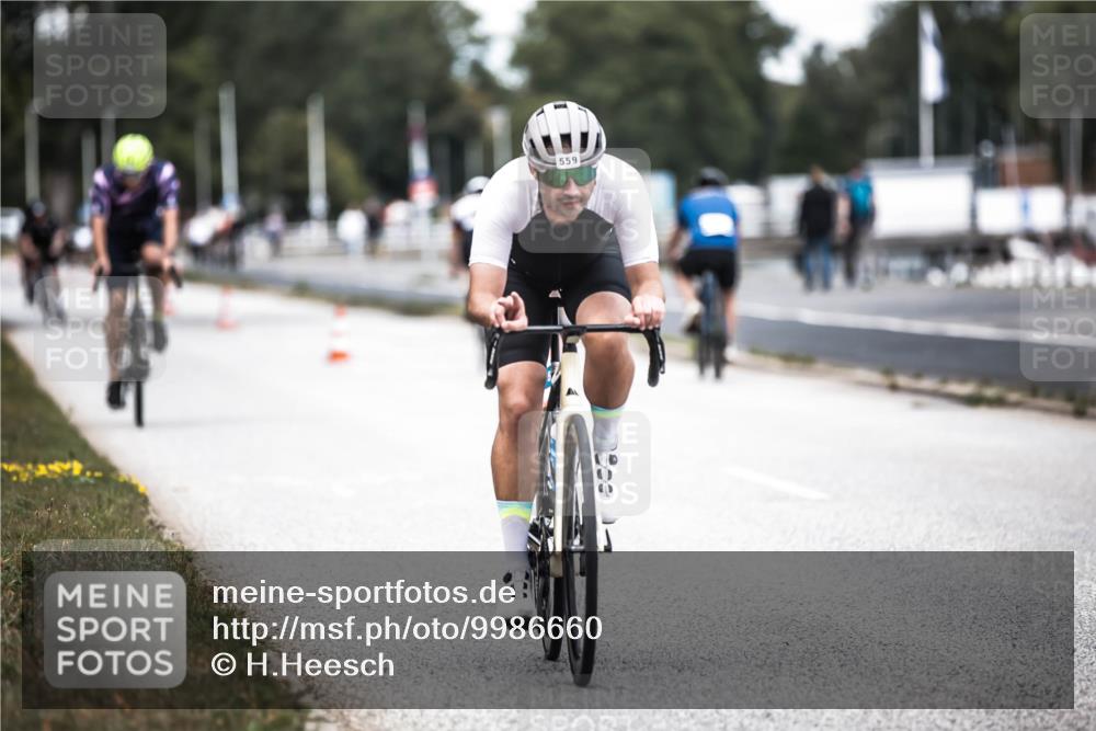 16.08.2026 - KN Förde Triathlon 2026 H.Heesch http://msf.ph/oto/9986660 16.08.2026 13:11:35 Radfahren 508, 558, 559 meine-sportfotos.de