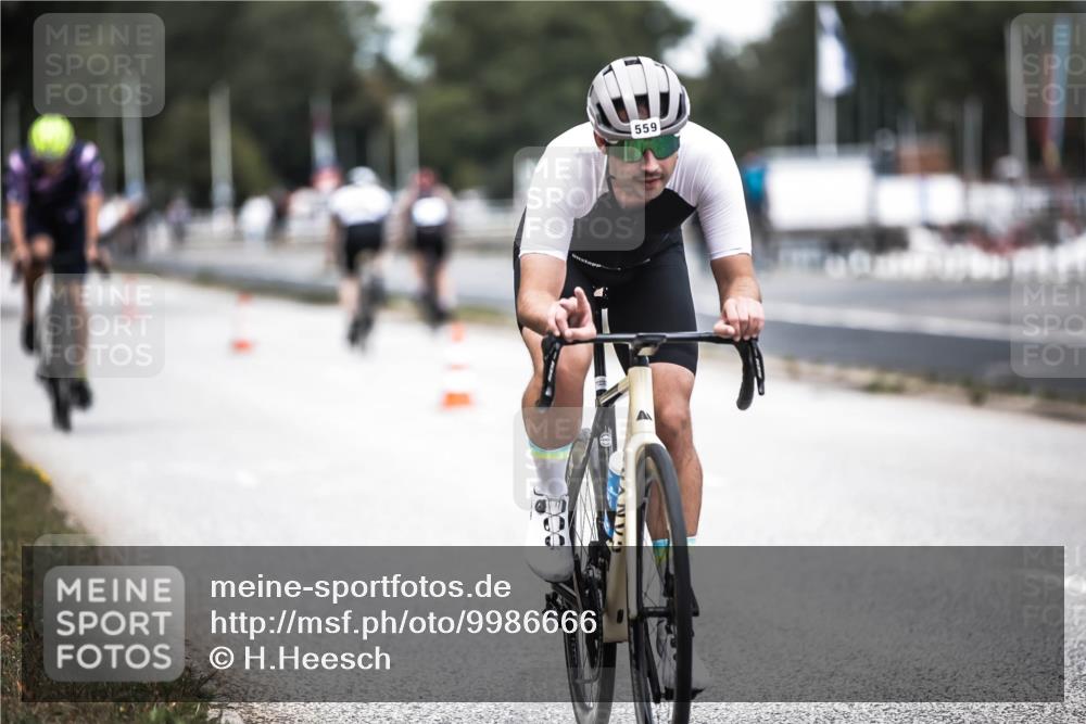 16.08.2026 - KN Förde Triathlon 2026 H.Heesch http://msf.ph/oto/9986666 16.08.2026 13:11:35 Radfahren 508, 558, 559 meine-sportfotos.de