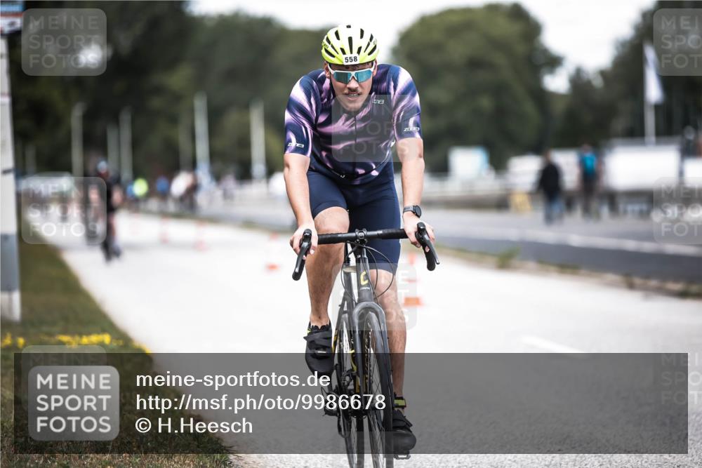 16.08.2026 - KN Förde Triathlon 2026 H.Heesch http://msf.ph/oto/9986678 16.08.2026 13:11:37 Radfahren 548, 558, 559 meine-sportfotos.de