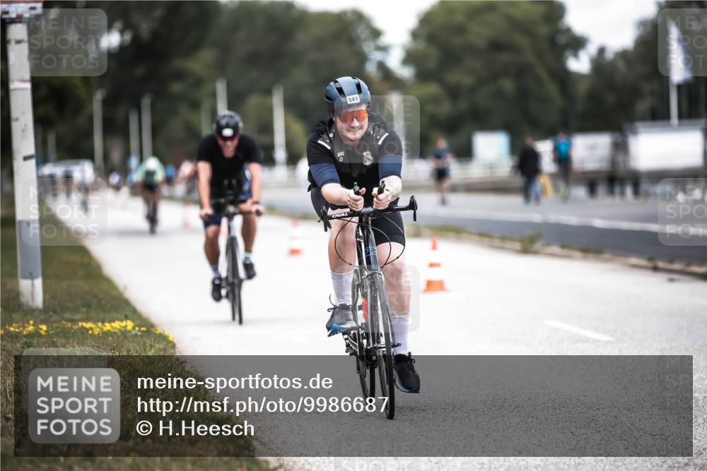 16.08.2026 - KN Förde Triathlon 2026 H.Heesch http://msf.ph/oto/9986687 16.08.2026 13:11:43 Radfahren 522, 548, 581 meine-sportfotos.de