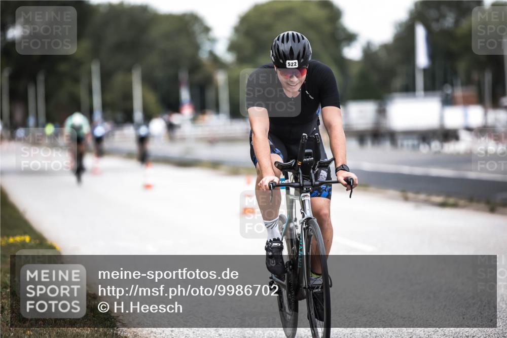 16.08.2026 - KN Förde Triathlon 2026 H.Heesch http://msf.ph/oto/9986702 16.08.2026 13:11:44 Radfahren 522, 548, 581, 702 meine-sportfotos.de
