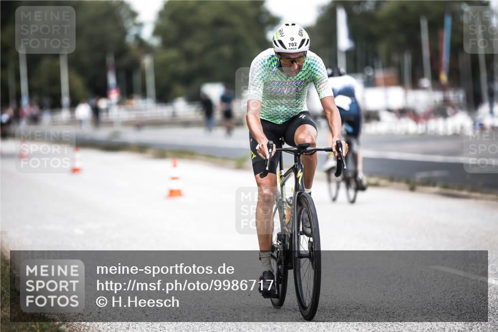 16.08.2026 - KN Förde Triathlon 2026 H.Heesch http://msf.ph/oto/9986717 16.08.2026 13:11:48 Radfahren 522, 702 meine-sportfotos.de