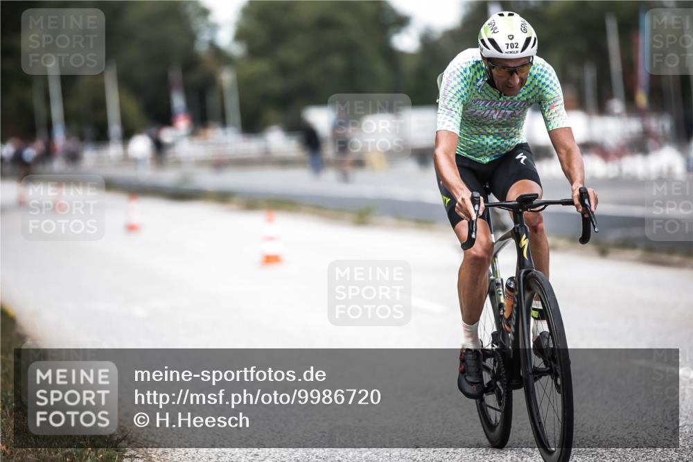 16.08.2026 - KN Förde Triathlon 2026 H.Heesch http://msf.ph/oto/9986720 16.08.2026 13:11:49 Radfahren 702 meine-sportfotos.de