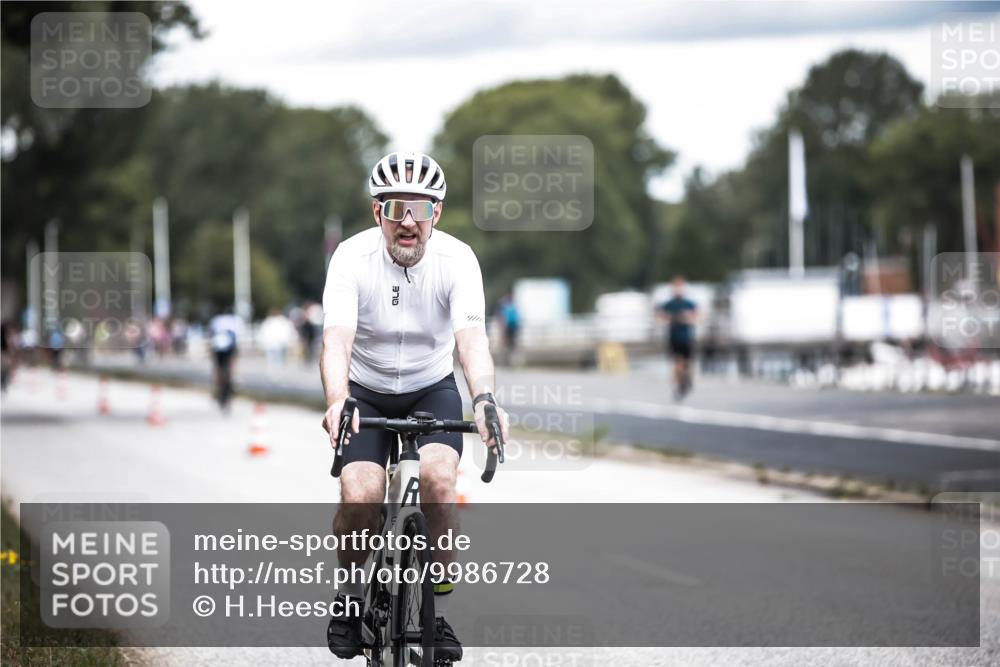 16.08.2026 - KN Förde Triathlon 2026 H.Heesch http://msf.ph/oto/9986728 16.08.2026 13:11:54 Radfahren 533, 737 meine-sportfotos.de