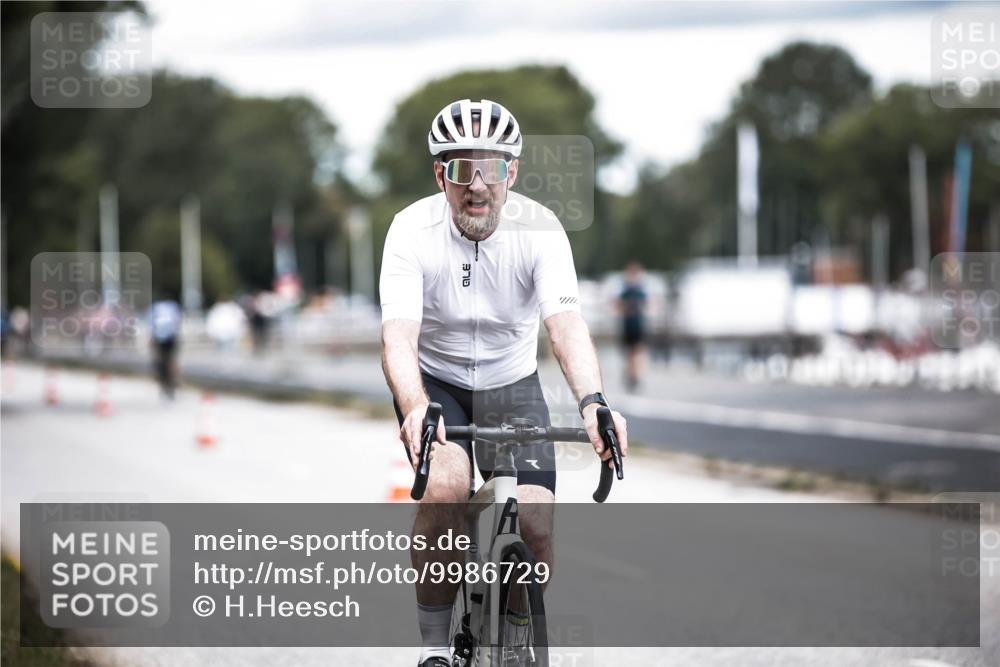16.08.2026 - KN Förde Triathlon 2026 H.Heesch http://msf.ph/oto/9986729 16.08.2026 13:11:55 Radfahren 533, 737 meine-sportfotos.de