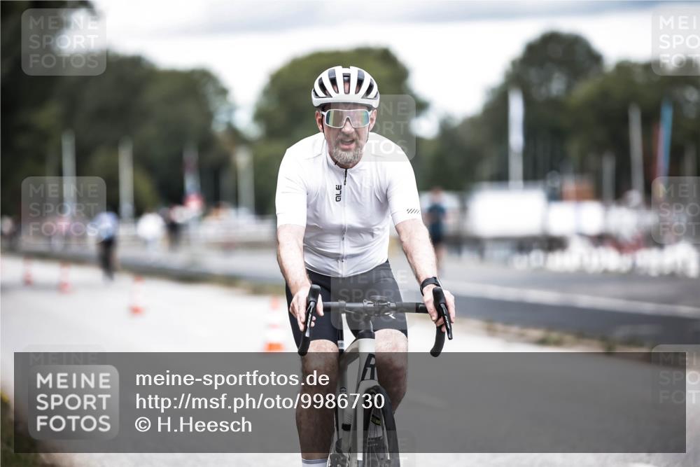16.08.2026 - KN Förde Triathlon 2026 H.Heesch http://msf.ph/oto/9986730 16.08.2026 13:11:55 Radfahren 533, 737 meine-sportfotos.de