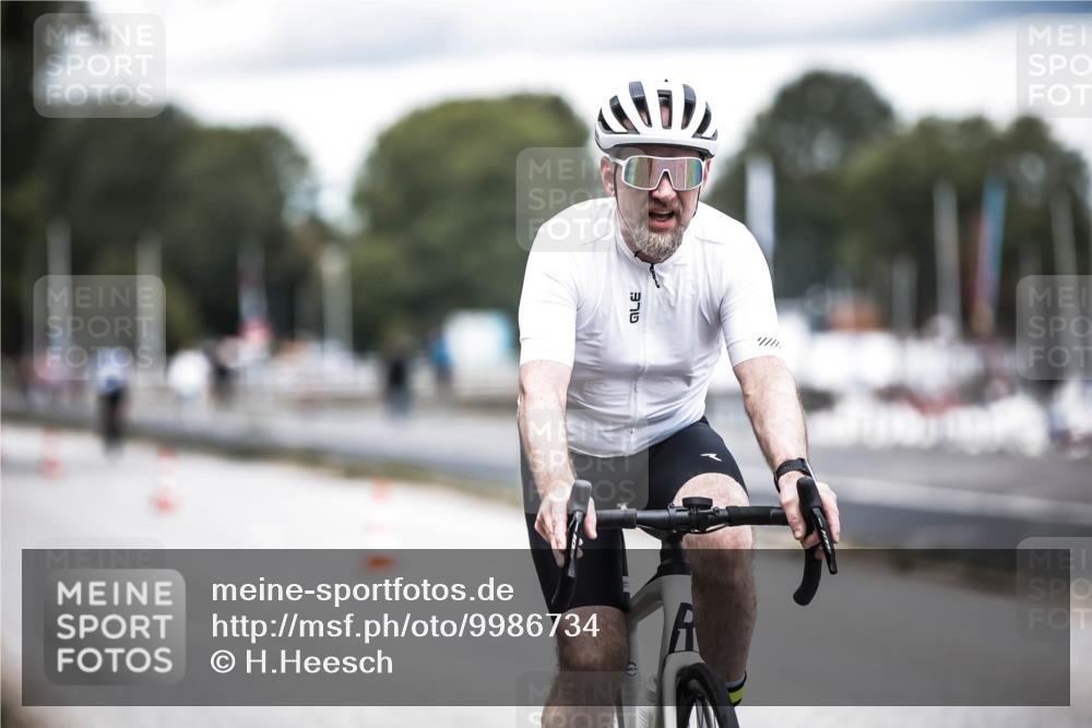 16.08.2026 - KN Förde Triathlon 2026 H.Heesch http://msf.ph/oto/9986734 16.08.2026 13:11:55 Radfahren 533, 737 meine-sportfotos.de