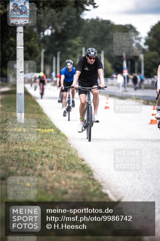 16.08.2026 - KN Förde Triathlon 2026 H.Heesch http://msf.ph/oto/9986742 16.08.2026 13:12:06 Radfahren 512, 555, 578, 589, 705, 726, 729, 739, 746 meine-sportfotos.de