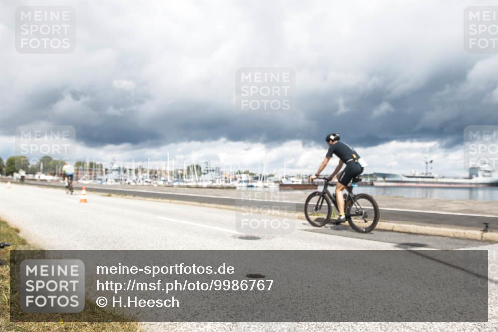 16.08.2026 - KN Förde Triathlon 2026 H.Heesch http://msf.ph/oto/9986767 16.08.2026 12:55:08 Radfahren 523, 555, 586, 705, 733 meine-sportfotos.de