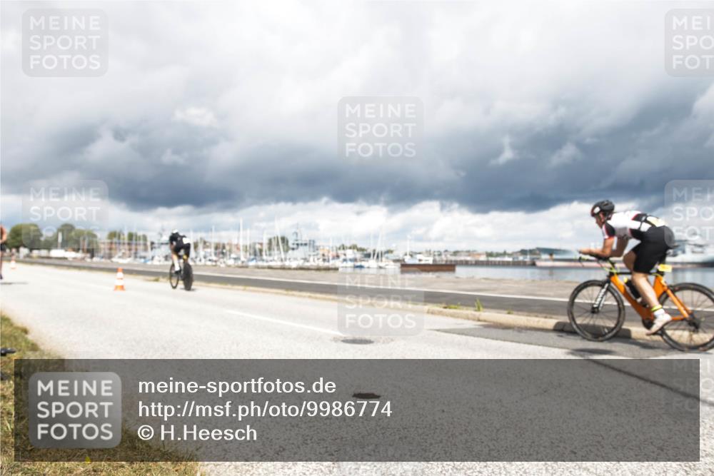 16.08.2026 - KN Förde Triathlon 2026 H.Heesch http://msf.ph/oto/9986774 16.08.2026 12:55:21 Radfahren 502, 514, 546, 572, 587 meine-sportfotos.de
