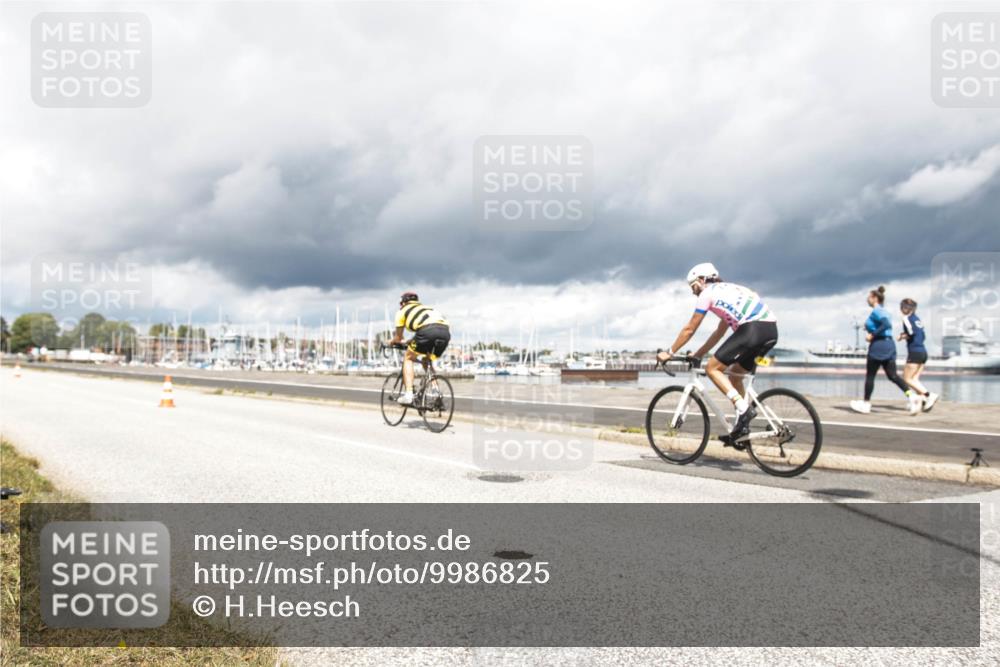 16.08.2026 - KN Förde Triathlon 2026 H.Heesch http://msf.ph/oto/9986825 16.08.2026 12:56:46 Radfahren 521, 539, 568 meine-sportfotos.de
