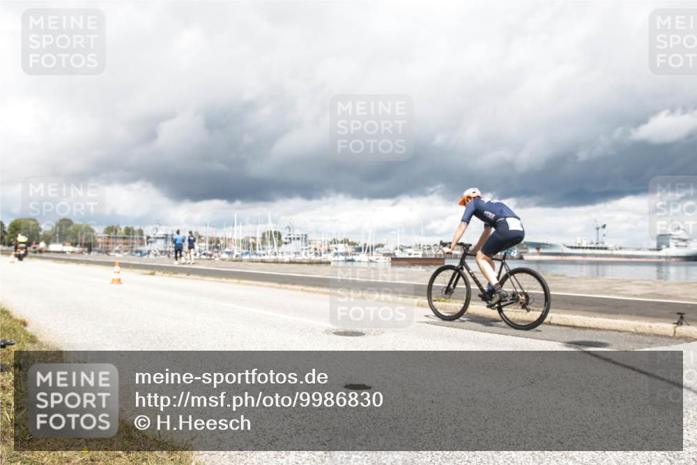 16.08.2026 - KN Förde Triathlon 2026 H.Heesch http://msf.ph/oto/9986830 16.08.2026 12:56:56 Radfahren 511, 583, 745 meine-sportfotos.de