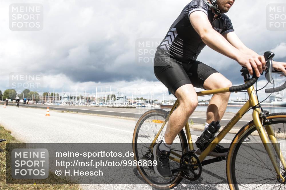 16.08.2026 - KN Förde Triathlon 2026 H.Heesch http://msf.ph/oto/9986839 16.08.2026 12:57:07 Radfahren 519, 523, 527, 530, 543, 579, 581 meine-sportfotos.de