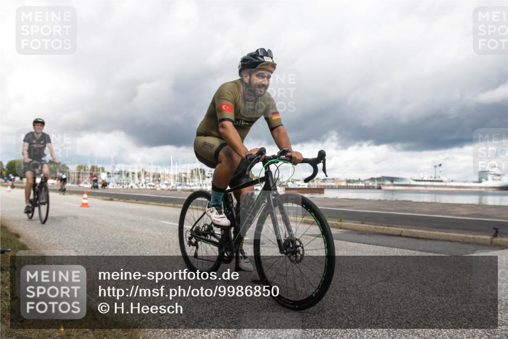 16.08.2026 - KN Förde Triathlon 2026 H.Heesch http://msf.ph/oto/9986850 16.08.2026 12:57:28 Radfahren 196, 514, 520, 565, 578, 591, 601, 605 meine-sportfotos.de