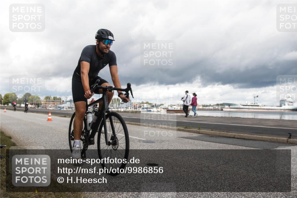 16.08.2026 - KN Förde Triathlon 2026 H.Heesch http://msf.ph/oto/9986856 16.08.2026 12:57:41 Radfahren 576, 586, 711 meine-sportfotos.de