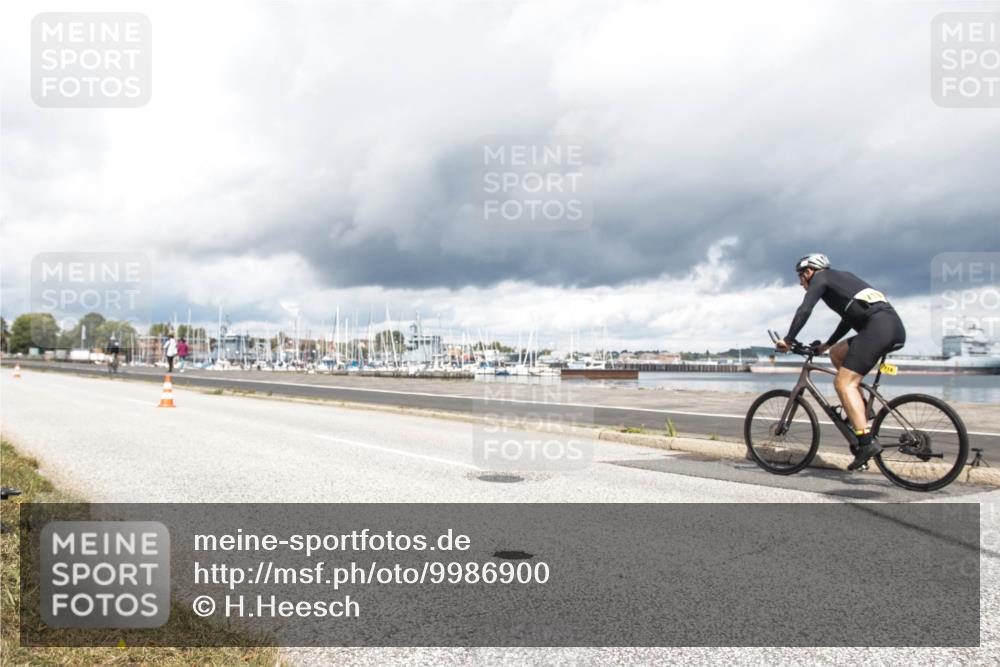 16.08.2026 - KN Förde Triathlon 2026 H.Heesch http://msf.ph/oto/9986900 16.08.2026 12:58:33 Radfahren 540, 547, 572, 596, 600, 704, 714 meine-sportfotos.de