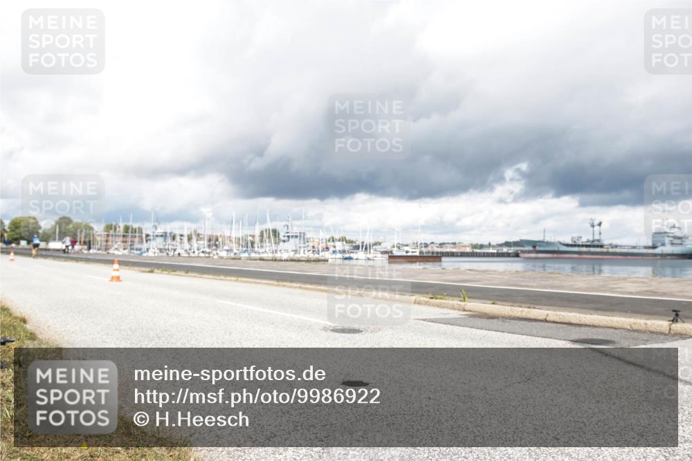16.08.2026 - KN Förde Triathlon 2026 H.Heesch http://msf.ph/oto/9986922 16.08.2026 12:58:56 Radfahren 521, 522, 725, 737 meine-sportfotos.de