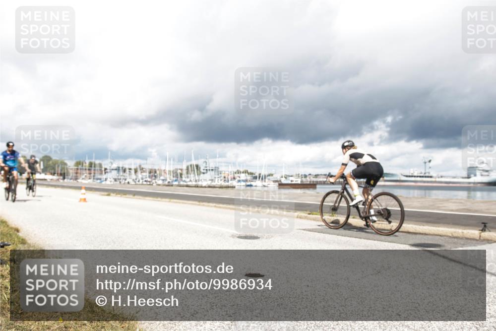16.08.2026 - KN Förde Triathlon 2026 H.Heesch http://msf.ph/oto/9986934 16.08.2026 12:59:22 Radfahren 519, 527, 541, 584 meine-sportfotos.de