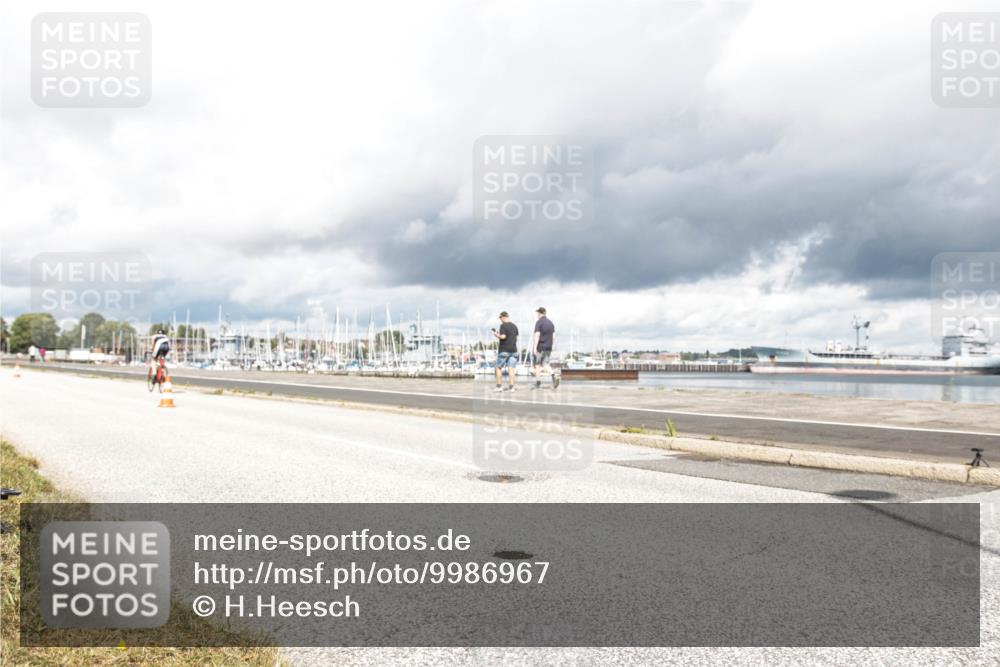 16.08.2026 - KN Förde Triathlon 2026 H.Heesch http://msf.ph/oto/9986967 16.08.2026 12:59:42 Radfahren 362, 507, 520, 604 meine-sportfotos.de