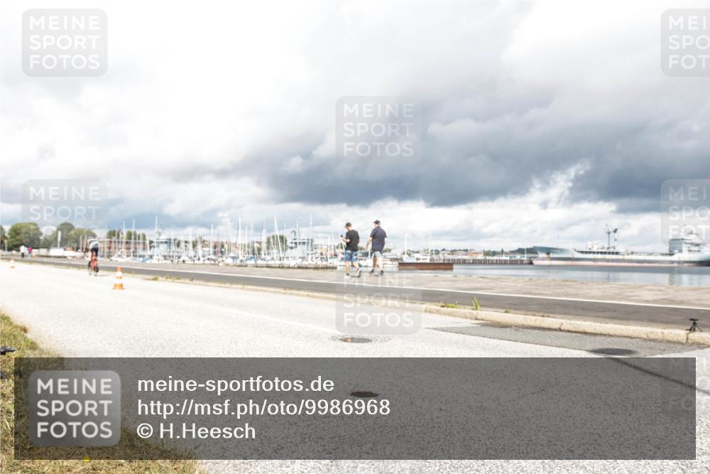 16.08.2026 - KN Förde Triathlon 2026 H.Heesch http://msf.ph/oto/9986968 16.08.2026 12:59:42 Radfahren 362, 507, 520, 604 meine-sportfotos.de