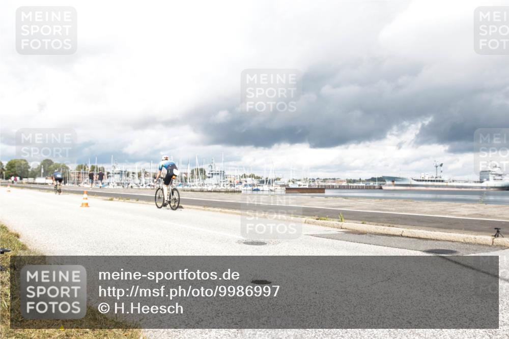 16.08.2026 - KN Förde Triathlon 2026 H.Heesch http://msf.ph/oto/9986997 16.08.2026 13:00:01 Radfahren 558, 738 meine-sportfotos.de