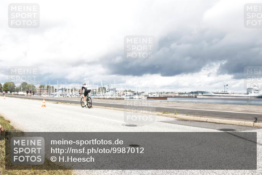 16.08.2026 - KN Förde Triathlon 2026 H.Heesch http://msf.ph/oto/9987012 16.08.2026 13:00:14 Radfahren 576 meine-sportfotos.de