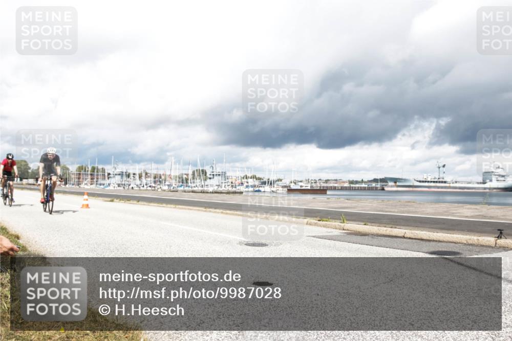 16.08.2026 - KN Förde Triathlon 2026 H.Heesch http://msf.ph/oto/9987028 16.08.2026 13:00:24 Radfahren 551, 578, 602, 701, 732, 735, 736 meine-sportfotos.de