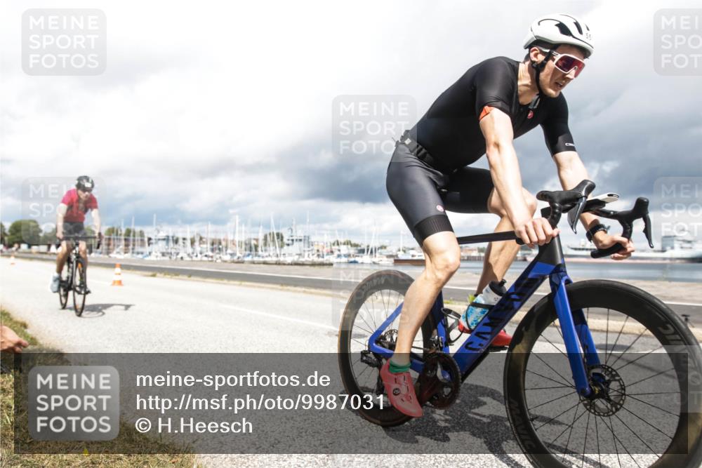 16.08.2026 - KN Förde Triathlon 2026 H.Heesch http://msf.ph/oto/9987031 16.08.2026 13:00:25 Radfahren 551, 577, 578, 602, 701, 732, 735, 736 meine-sportfotos.de