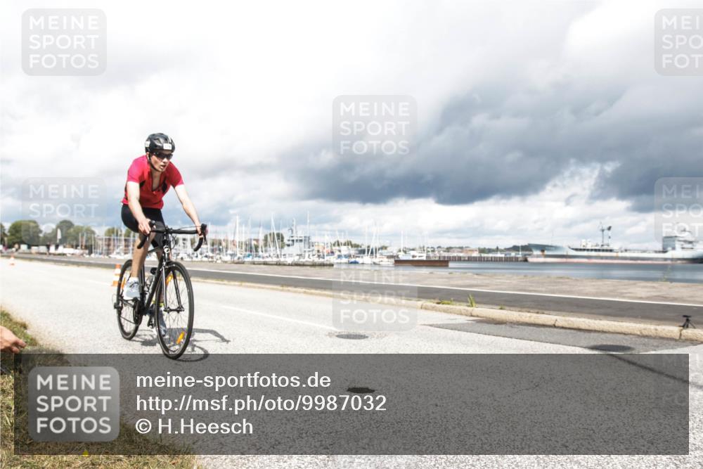16.08.2026 - KN Förde Triathlon 2026 H.Heesch http://msf.ph/oto/9987032 16.08.2026 13:00:25 Radfahren 551, 577, 578, 602, 701, 732, 735, 736 meine-sportfotos.de