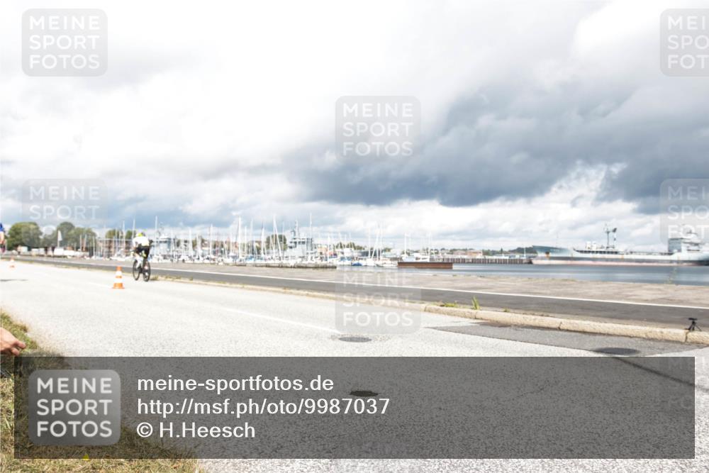 16.08.2026 - KN Förde Triathlon 2026 H.Heesch http://msf.ph/oto/9987037 16.08.2026 13:00:27 Radfahren 551, 577, 578, 601, 602, 701, 736 meine-sportfotos.de
