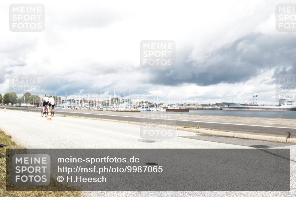 16.08.2026 - KN Förde Triathlon 2026 H.Heesch http://msf.ph/oto/9987065 16.08.2026 13:01:36 Radfahren 541, 606, 710 meine-sportfotos.de