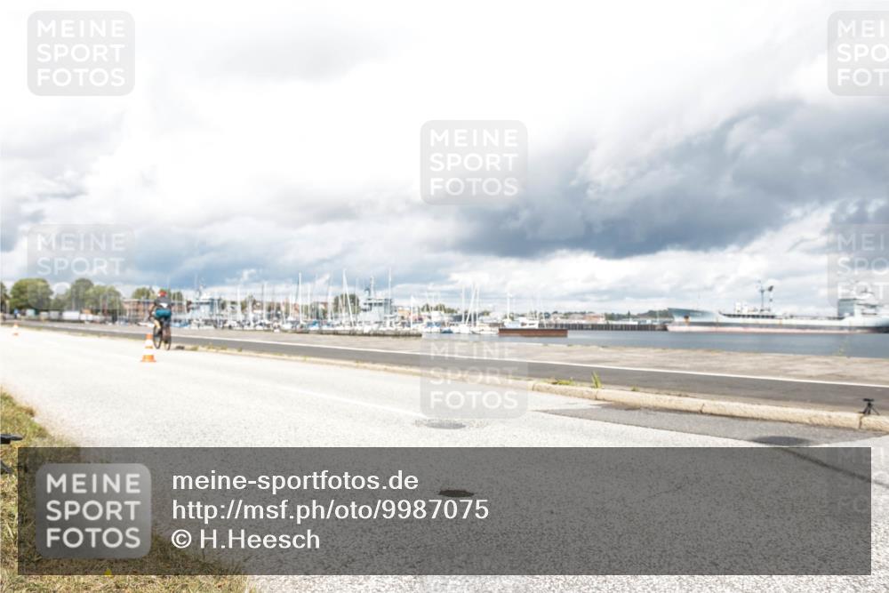 16.08.2026 - KN Förde Triathlon 2026 H.Heesch http://msf.ph/oto/9987075 16.08.2026 13:01:43 Radfahren 503, 575, 608, 703 meine-sportfotos.de