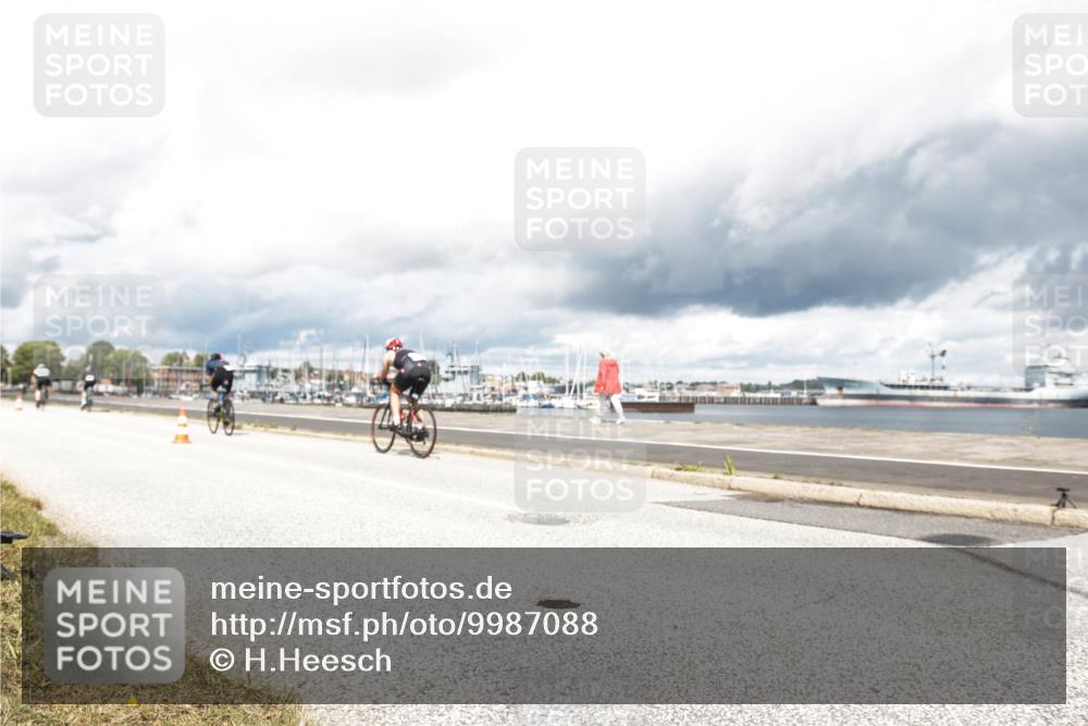 16.08.2026 - KN Förde Triathlon 2026 H.Heesch http://msf.ph/oto/9987088 16.08.2026 13:01:50 Radfahren 532, 598, 719, 733, 738 meine-sportfotos.de