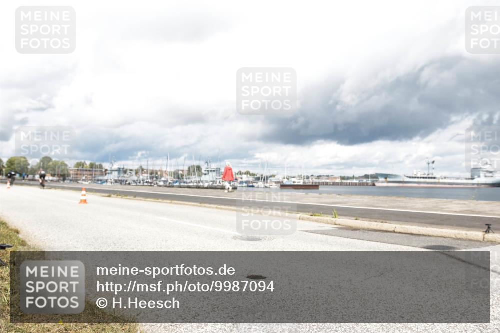 16.08.2026 - KN Förde Triathlon 2026 H.Heesch http://msf.ph/oto/9987094 16.08.2026 13:01:53 Radfahren 532, 598, 719, 730, 733, 738 meine-sportfotos.de