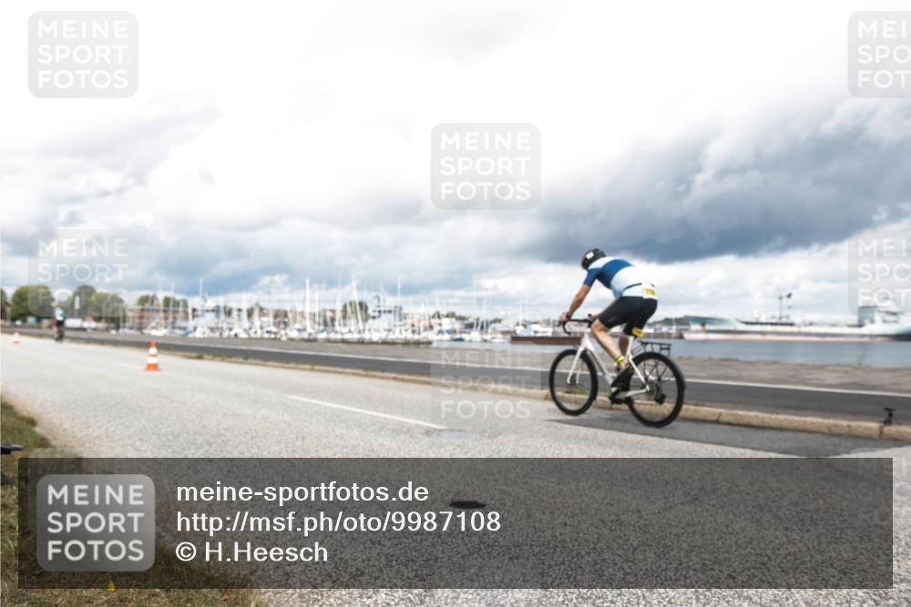 16.08.2026 - KN Förde Triathlon 2026 H.Heesch http://msf.ph/oto/9987108 16.08.2026 13:02:37 Radfahren 502, 505, 599, 707 meine-sportfotos.de