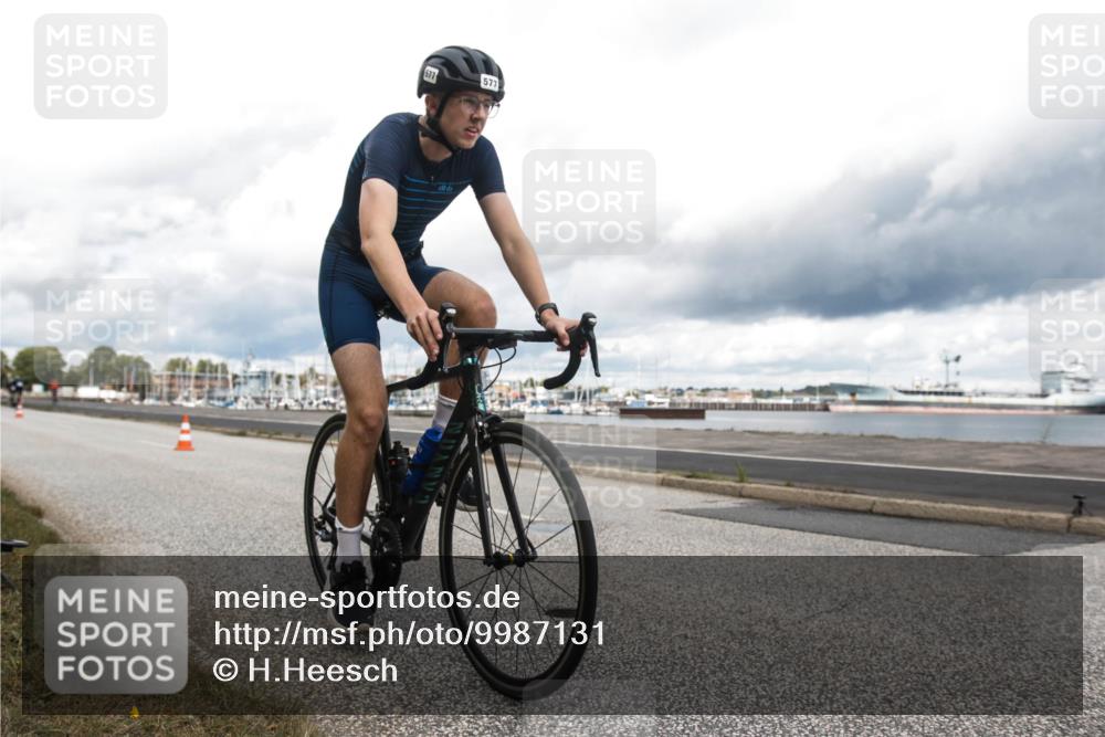 16.08.2026 - KN Förde Triathlon 2026 H.Heesch http://msf.ph/oto/9987131 16.08.2026 13:03:07 Radfahren 577, 588, 609, 702 meine-sportfotos.de