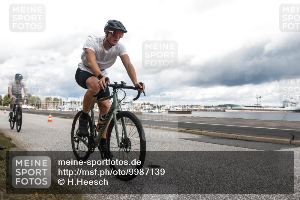 16.08.2026 - KN Förde Triathlon 2026 H.Heesch http://msf.ph/oto/9987139 16.08.2026 13:03:24 Radfahren 533, 538, 544, 569 meine-sportfotos.de