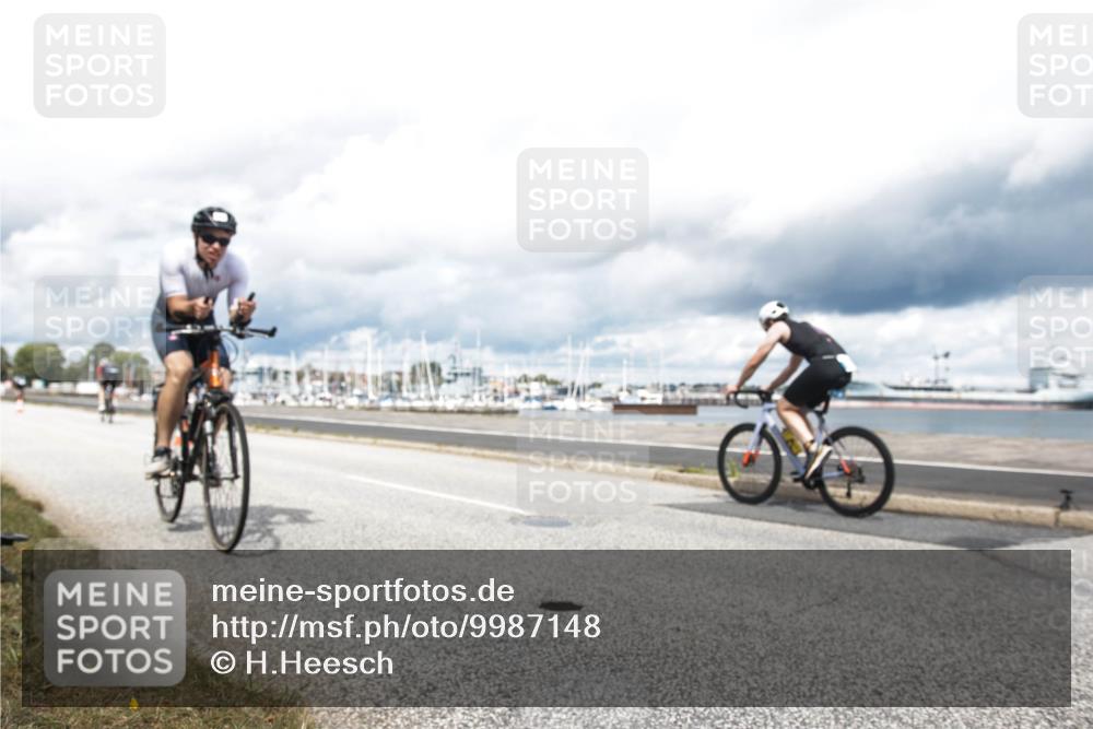 16.08.2026 - KN Förde Triathlon 2026 H.Heesch http://msf.ph/oto/9987148 16.08.2026 13:03:42 Radfahren 546, 548, 567, 585, 734, 739 meine-sportfotos.de