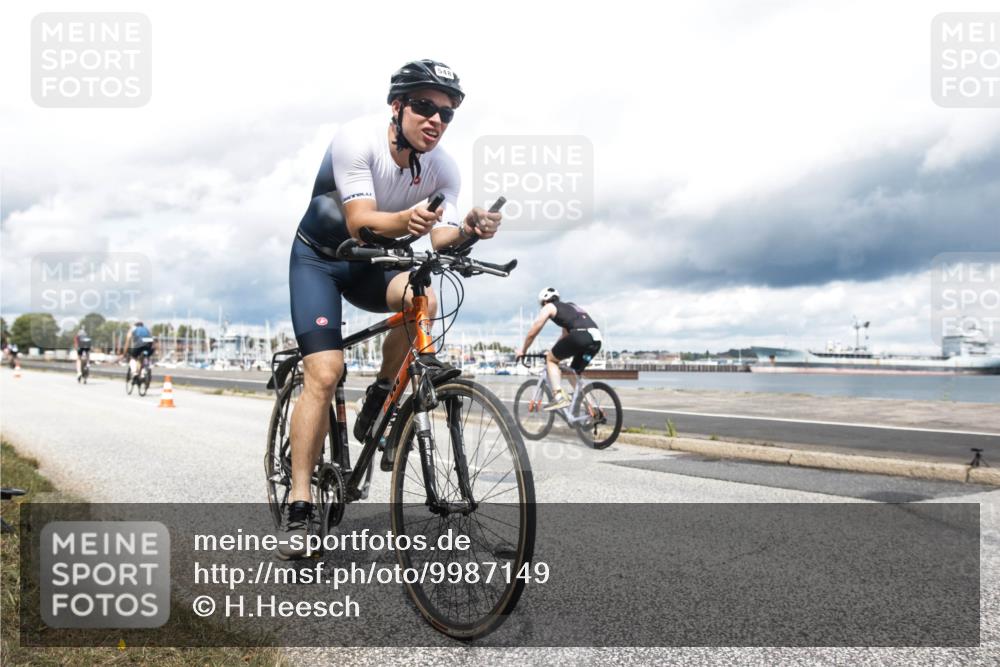 16.08.2026 - KN Förde Triathlon 2026 H.Heesch http://msf.ph/oto/9987149 16.08.2026 13:03:42 Radfahren 546, 548, 567, 585, 734, 739 meine-sportfotos.de