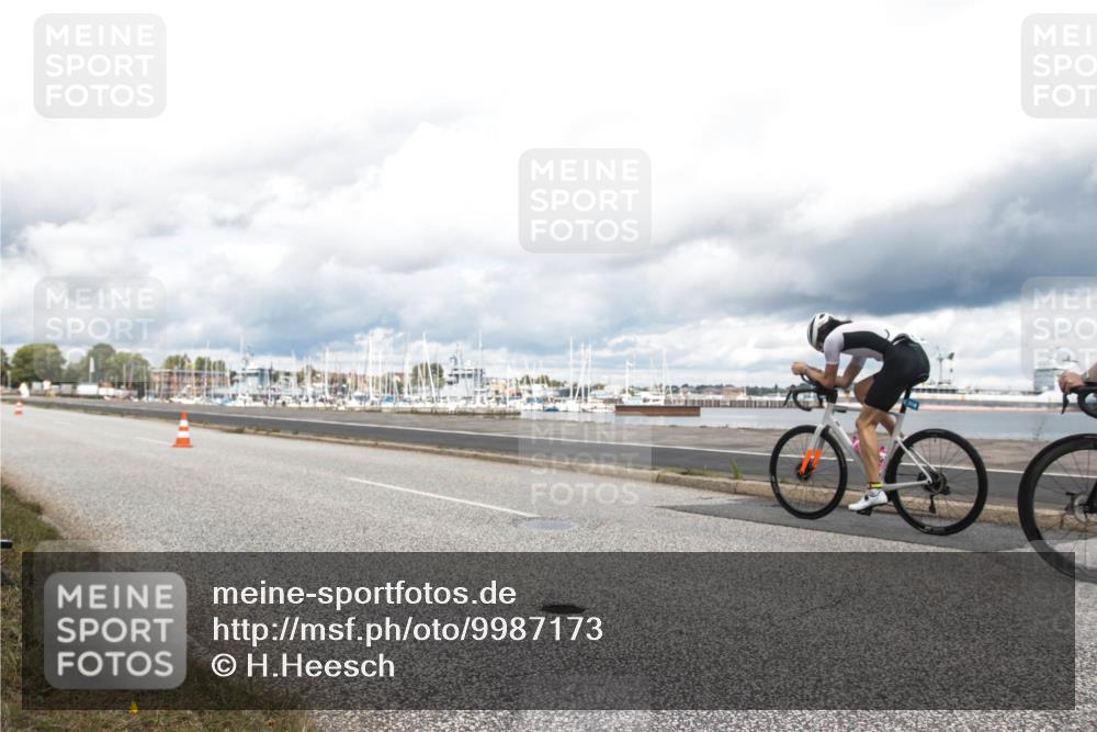 16.08.2026 - KN Förde Triathlon 2026 H.Heesch http://msf.ph/oto/9987173 16.08.2026 13:04:12 Radfahren 515, 545, 571, 721 meine-sportfotos.de